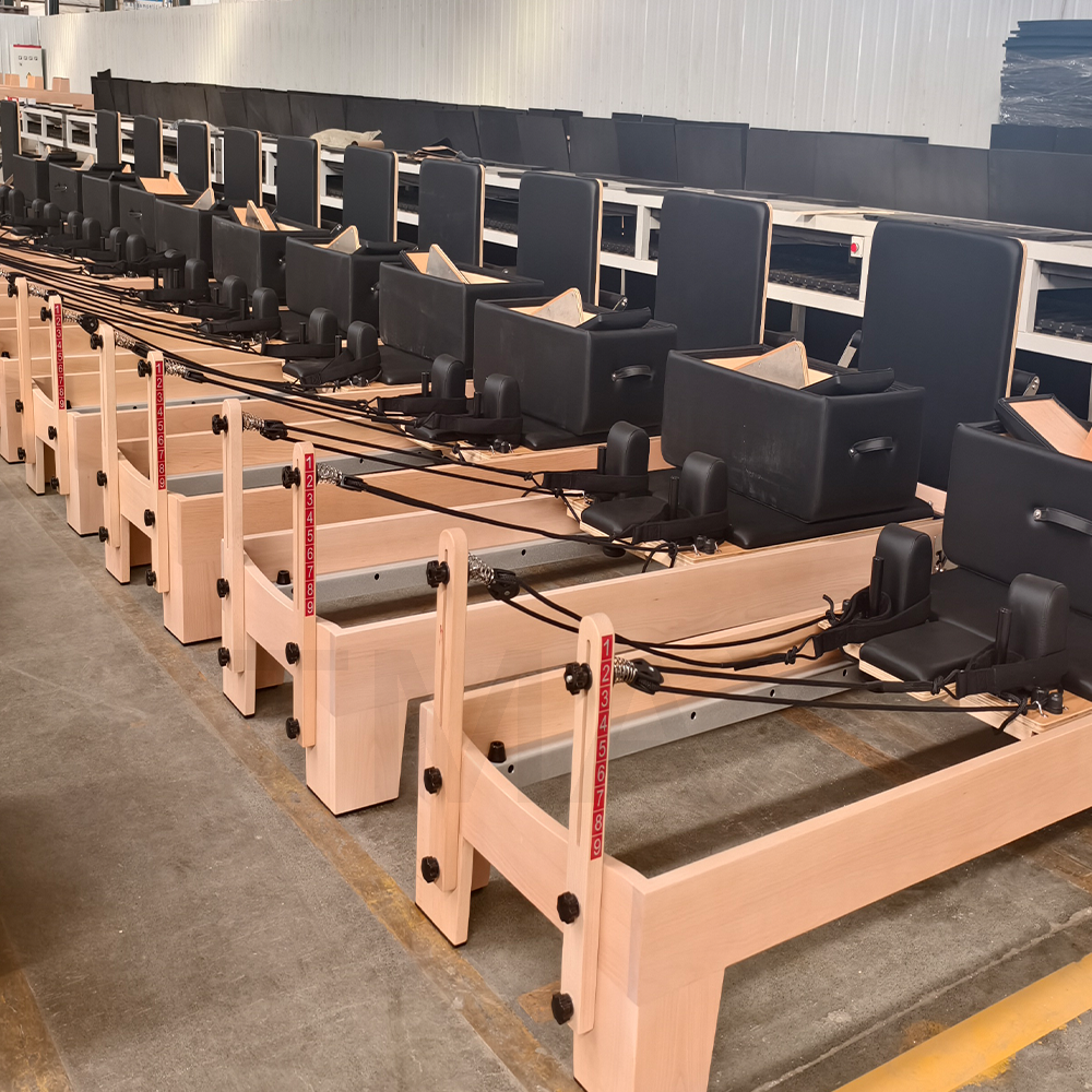 Pilates Is Yoga - DZ132 Beech Wood Pilates Reformers Machine