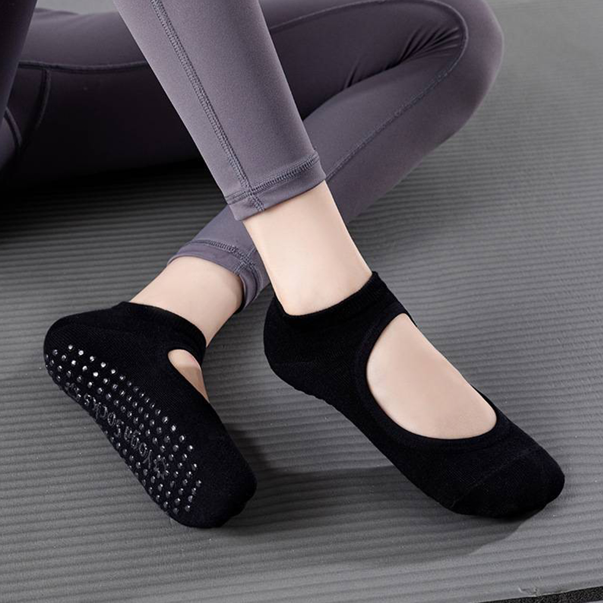 Pilates & Yoga Unleashed International Academy - Non-Slip Yoga Socks for Women –