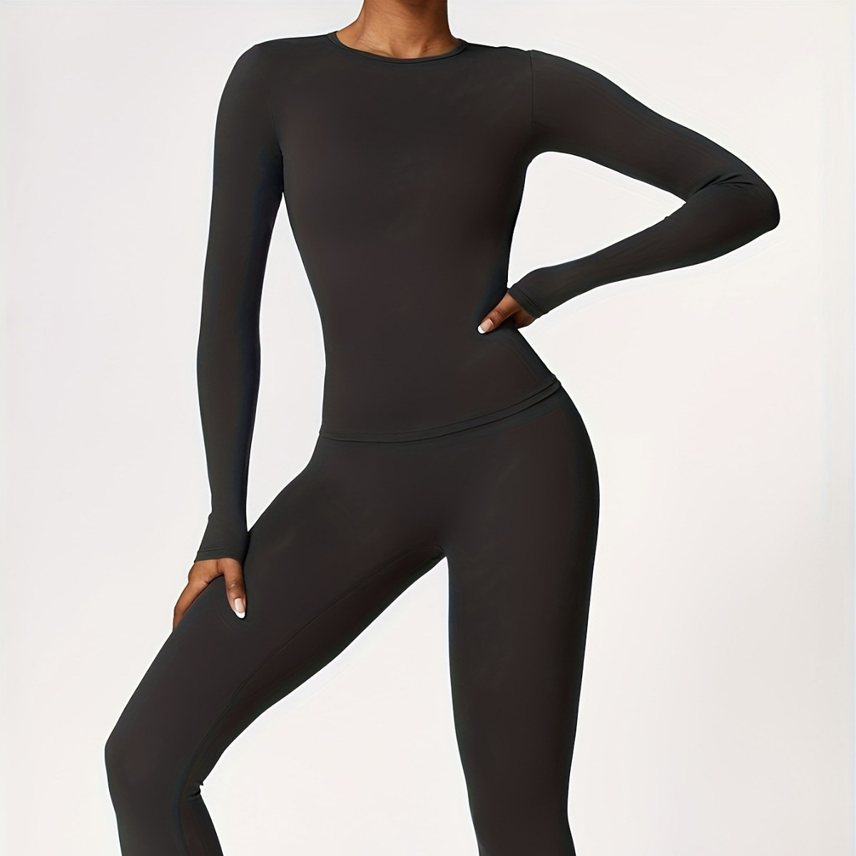 Tight-fitting yoga suit slim l – обзор и цена Pilates & Yoga Unleashed International Academy