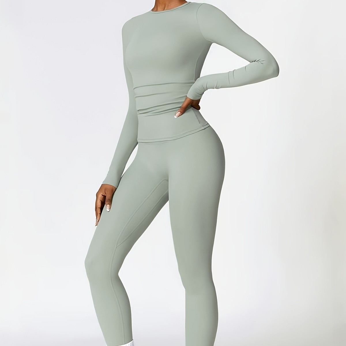 Tight-fitting yoga suit slim l – обзор и цена Pilates & Yoga Unleashed International Academy