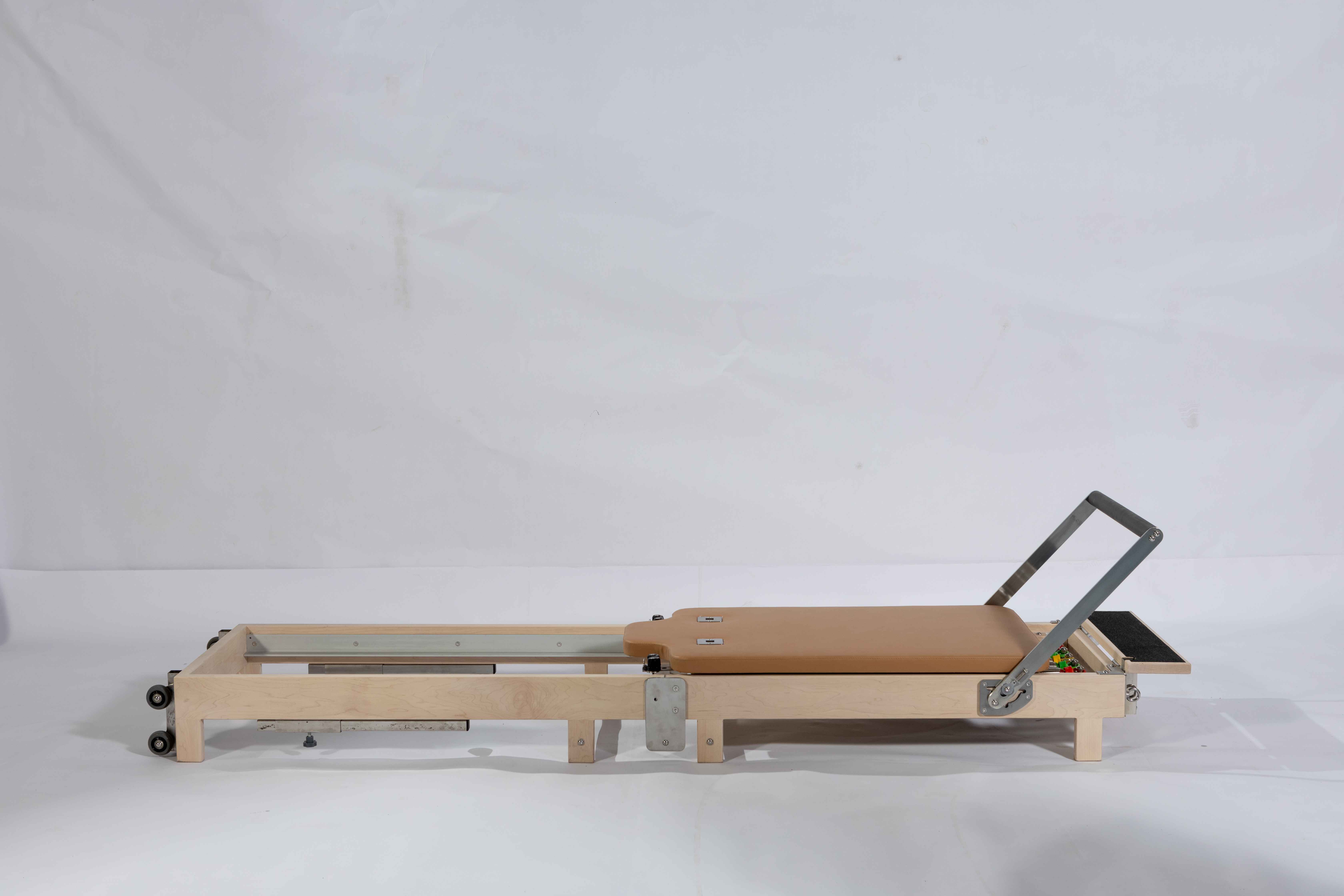 Maple Wood Pilates Reformer, A – обзор и цена Pilates & Yoga Unleashed International Academy